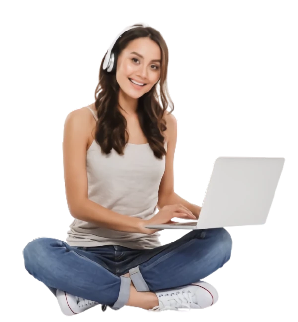 Mujer con una laptop y audífonos