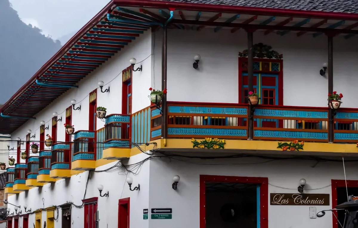 Radican proyecto de ley para eliminar IVA a hoteles y agencias de viaje en municipios pequeños