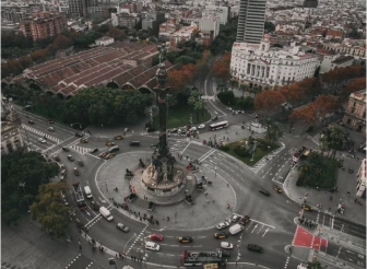 Vista de una plaza desde el cielo